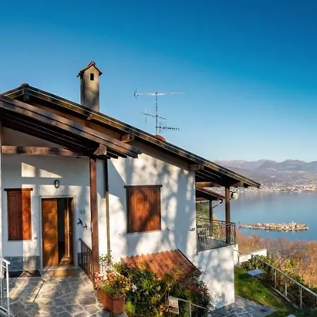 Alba In Cà Delle Isole * Stresa