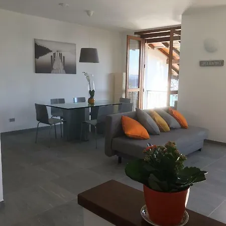 Alba In Ca Delle Isole Lejlighed Stresa