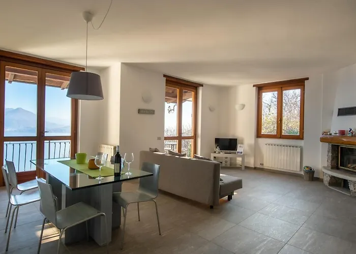 Alba In Ca Delle Isole 斯特雷萨